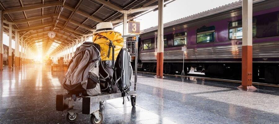 suitcase have to weigh at the Airport