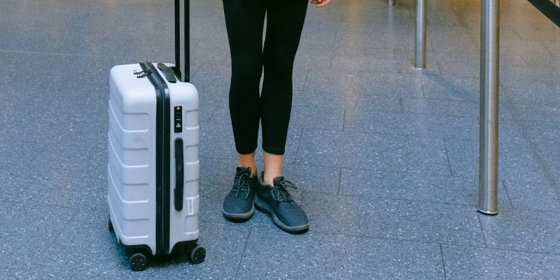 lightweight carry on luggage for international travel